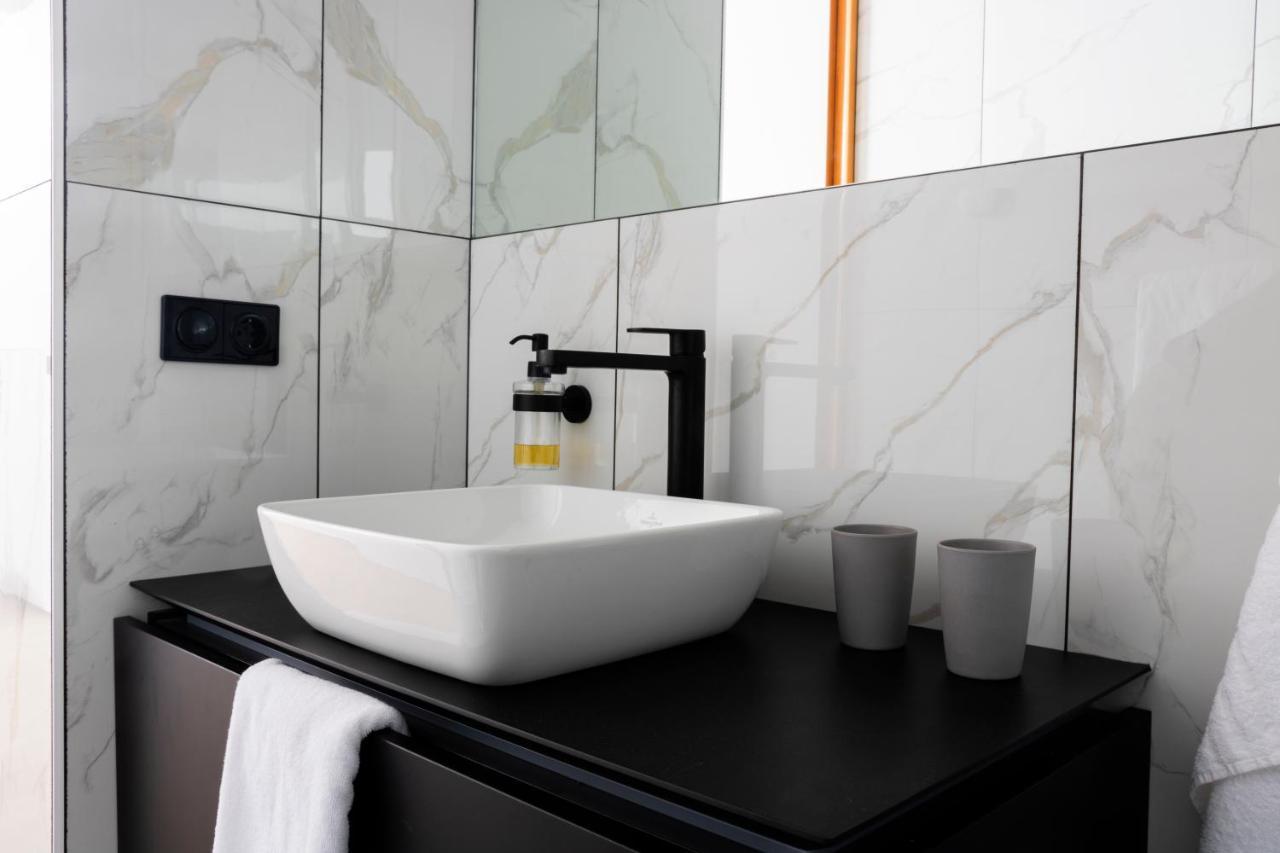 De 6 Linden Boutique Hotel سلاوس المظهر الخارجي الصورة